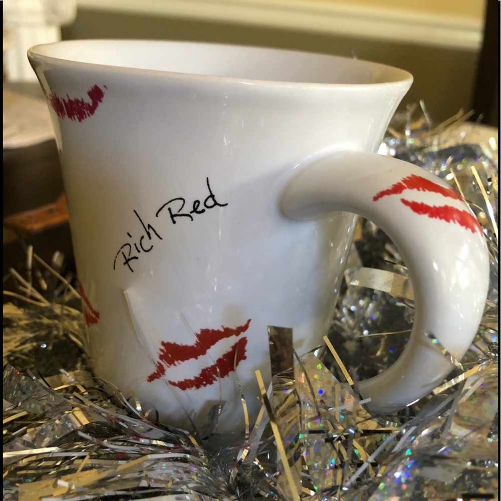 💋💄 Vintage Collectible Mary Kay Names of Lipstick on Lips mug